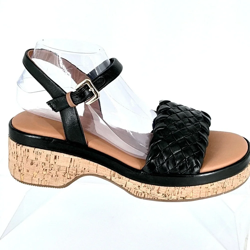 Gentle Souls Kenneth Cole Size 10 Black Leather Cork Platform Sandals NEW Dorris